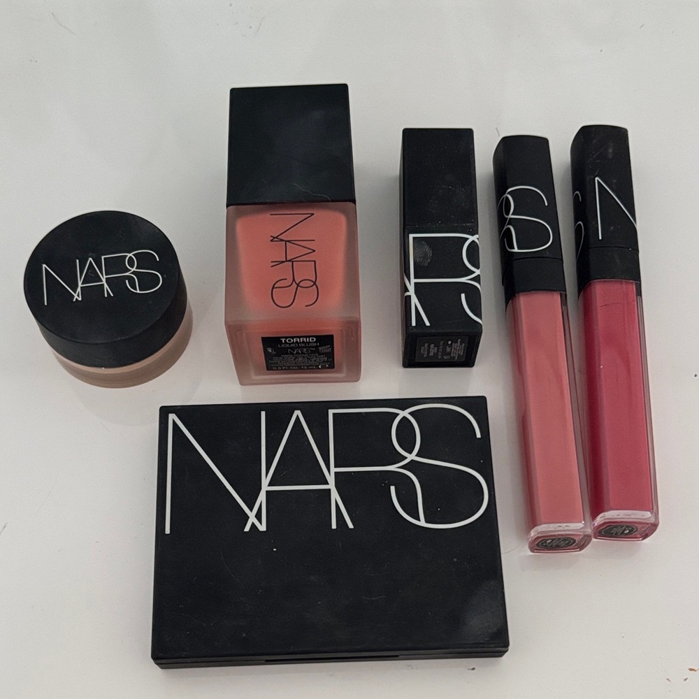 NARS Blush and Lip Set - Coral and Pink